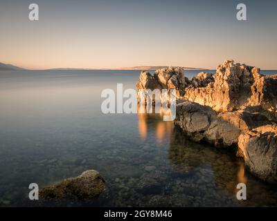 Felsen bei Suha Punta auf der Insel Rab Kroatien Stockfoto