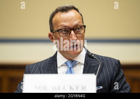 Washington, Usa. Oktober 2021. USA - OKTOBER 7: David BeckerExecutive Director und Gründer des Center for Election Innovation and Research, bezeugt während der Anhörung des Ausschusses für Aufsicht und Reform, die Wahl âÂ € ÂœauditâÂ € Â 7 in Maricopa County, Arizona, unter der Leitung von Cyber Ninjas, Inc., am Donnerstag, den 2021. Oktober zu bewerten. Foto von Bill Clark/Pool/ABACAPRESS.COM Quelle: Abaca Press/Alamy Live News Stockfoto