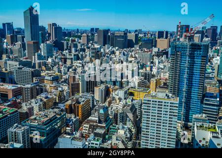 Skyline von Tokio vom World Trade Center (Seaside top) aus gesehen. Aufnahmeort: Metropolregion Tokio Stockfoto