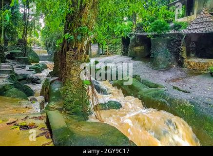 Tar Nim Wasserfall & Secret Magic Garden Regenzeit auf Koh Samui in Surat Thani Thailand. Stockfoto