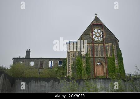 Skibbereen, West Cork, Irland. Oktober 2021. Ein Jahr ist vergangen, seit das Kloster der Barmherzigkeit in Skibbereen niedergebrannt ist. Kredit: Karlis Dzjamko/Alamy Live Nachrichten Stockfoto