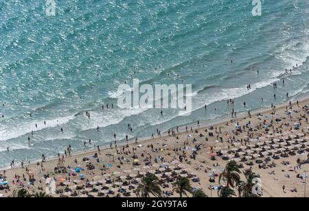 Alicante, El Postiguet Beach, Luftaufnahme Stockfoto