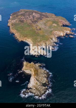 Luftaufnahme zu zwei Inseln im Meer Stockfoto