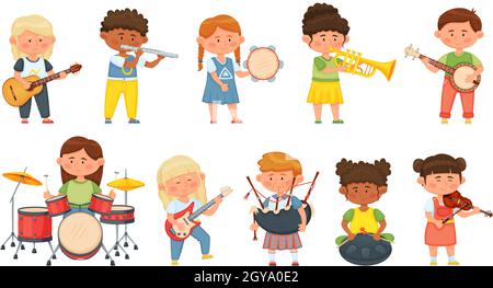 Kinder spielen Musikinstrumente, Kinder Orchester Musik Hobby. Nette Jungs und Mädchen Musiker spielen auf Gitarre, Schlagzeug, Geige Vektor-Set. Fröhliche, vielfältige Charaktere mit Unterhaltung Stock Vektor