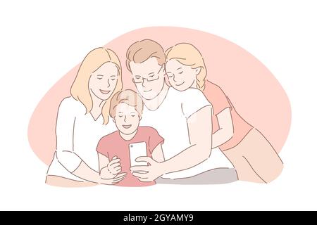 Familienbindung, glückliche Kindheit, Elternschaft Konzept. Verwandte nehmen Selfie zusammen, halten wichtige Momente des Lebens, Mutter, Vater, Tochter und Stockfoto