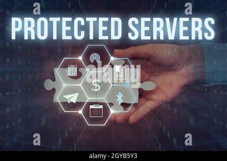 Handschrift Text Protected Server, Business Showcase-Technologie für die Steuerung des Netzwerkzugriffs eines Computers Hand Holding Jigsaw Puzzle Stück Unlocki Stockfoto