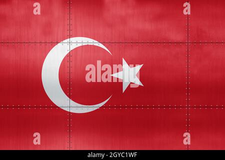 3D Flagge der Türkei auf einem Metallwandhintergrund. Stockfoto