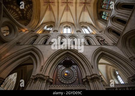 Wells Cathedral Clock, gilt als der zweitälteste Uhrmechanismus in Großbritannien. Stockfoto