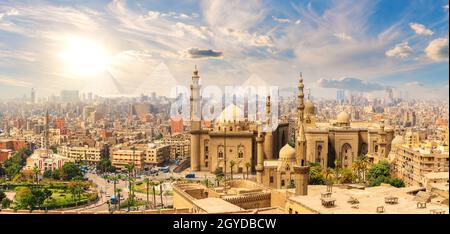 Moschee-Madrasa von Sultan Hassan, schönes Panorama von Kairo Wahrzeichen, Ägypten. Stockfoto