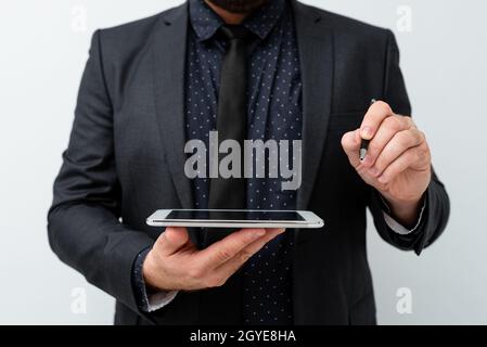 Vorstellung Von Ideen Für Neue Technologien Zur Diskussion Technologischer Verbesserungen Stockfoto