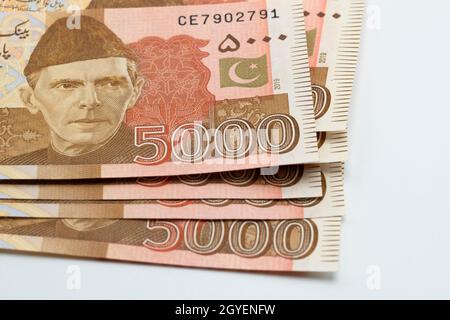 Pakistanische Rupien, pakistanische Währungsscheine, 5000 Rupien Stockfoto