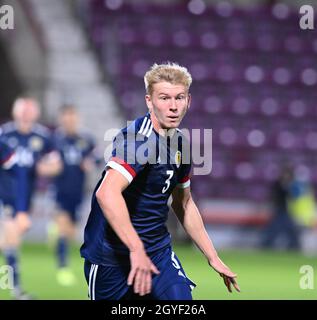 Tynecastle Park, Edinburgh .Schottland, Großbritannien. Oktober 2021. UEFA U-21 Championship Qualifier Schottland gegen Dänemark. Josh Doig Scotland U-21 vs Denmark U-21 Credit: eric mccowat/Alamy Live News Stockfoto