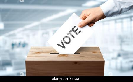 Abstimmung und Wahlkonzept. Die richtige Entscheidung treffen Stockfoto