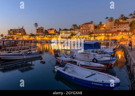 LIBANON, BERG LIBANON, JBEIL, BYBLOS FISCHERHAFEN BEI NACHT Stockfoto