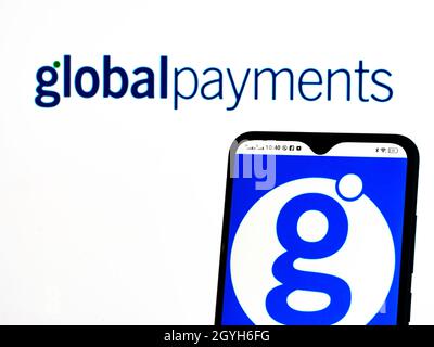 In dieser Abbildung sehen Sie das Logo von Global Payments Inc. Auf einem Smartphone Stockfoto