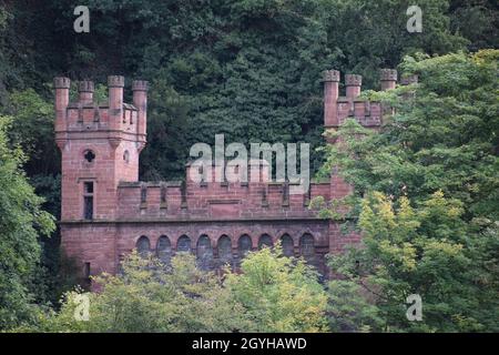 Eisenbahntunnel bei Loreley, Seite Sankt Goarshausen Stockfoto