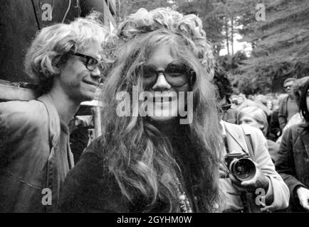 JANIS JOPLIN in JANIS: LITTLE GIRL BLUE (2015), Regie: AMY BERG. Kredit: ENTWAFFNUNG VON FILMEN/STICHSÄGE-PRODUKTIONEN/Album Stockfoto