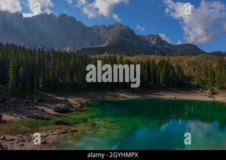 Karersee, Südtirol, Dolomiten, Italien Stockfoto