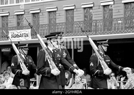 Die amerikanische Armee zeigt ihr Team auf dem Deutsch-Amerikanischen Volksfest in Berlin 1989 Stockfoto