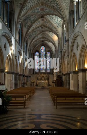 Innenraum der St. Mary & St. Blaise Kirche im Boxgrove Priorat in der Nähe von Chichester, West Sussex, Großbritannien Stockfoto