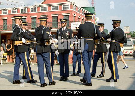 Die amerikanische Armee zeigt ihr Team auf dem Deutsch-Amerikanischen Volksfest in Berlin 1989 Stockfoto