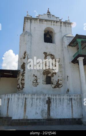 Pfarrkirche Santiago Apostol, erbaut in der Mitte des XVI Jahrhunderts. Guatemala. Stockfoto