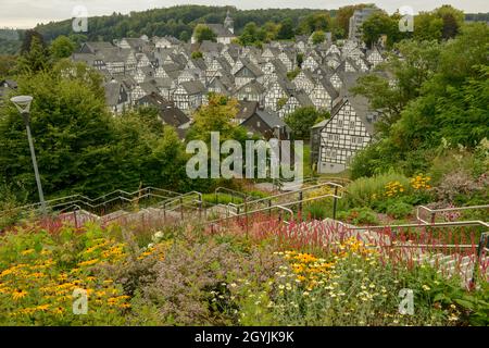 Drohnenansicht im Transkriptionsdorf Freudenburg auf Deutschland Stockfoto