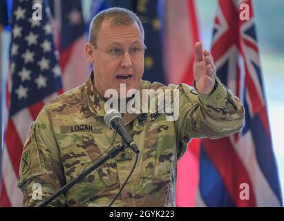 Der ehemalige Adjutant-General von Hawaii, Maj. General Arthur J. Logan, hält während seiner Ruhestandszeremonie im 29. Infanterie-Brigade Combat Team Readiness Center, Kapolei, Hawaii, 12. Januar 2020, Bemerkungen. Stockfoto