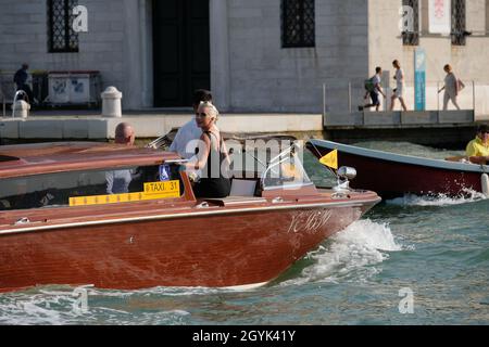 Lady Gaga wird während der 75. Filmfestspiele von Venedig am 30. August 2018 in Venedig, Italien, gesehen. (MVS) Stockfoto