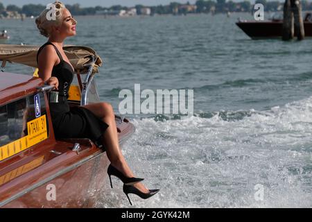 Lady Gaga wird während der 75. Filmfestspiele von Venedig am 30. August 2018 in Venedig, Italien, gesehen. (MVS) Stockfoto