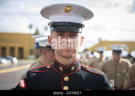 Pfc. Jesse M. Galvin, der 19-jährige Führer von Zug 3229, Kilo Company, 3. Rekrut Training Bataillon, kommt aus Lafayette, Indiana. Galvin trat dem Marine Corps bei, um seinem Land zu dienen. (USA Marine Corps Foto von Lance CPL. Zachary T. Beatty) Stockfoto