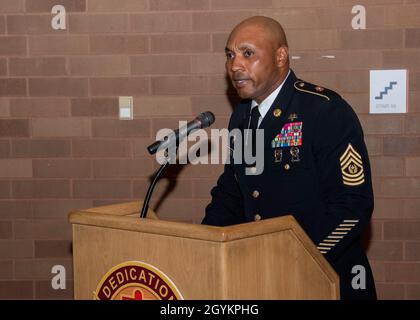 U.S. Army Command Sgt. Maj. Thomas Oates, Kommandooffizier Major des Brooke Army Medical Center, spricht beim Martin Luther King, Jr. Day Observation bei BAMC, Fort Sam Houston, Texas, 22. Januar 2020. Die Veranstaltung feierte das Leben und Vermächtnis von Dr. King und hob den Wert des Dienstes der Armee hervor. (USA Armeefoto von Jason W. Edwards) Stockfoto