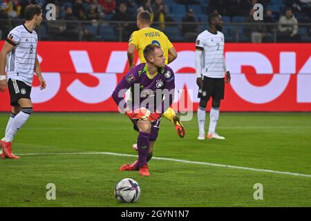 Marc Andre TER STEGEN (Goalwart GER) nach dem Tor auf 0:1, Enttaeuschung, frustriert, enttäuscht, frustriert, Dejected, Fußball Laenderspiel, WM Qualification Group J Matchday 7, Deutschland (GER) - Rumänien (ROM), am 08.10.2021 in Hamburg, Deutschland. Stockfoto