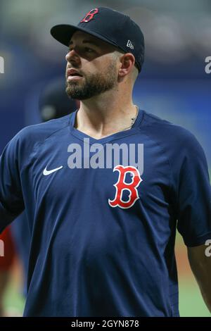 St. Petersburg, Florida. USA; Boston Red Sox Catcher Kevin Plawecki (25) beim Pregame Training vor der American League Division Series im Tropicana Field Stockfoto