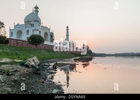 Taj Mahal in Agra bei Sonnenuntergang, Indien Stockfoto