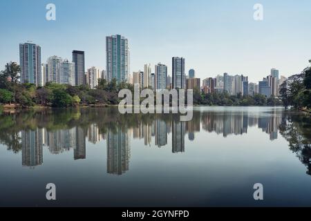 Foto des José Azevedo Parks in Londrina Brasilien Stockfoto