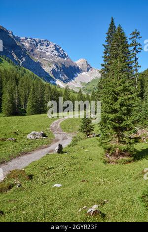 Schweizer Berglandschaft Stockfoto