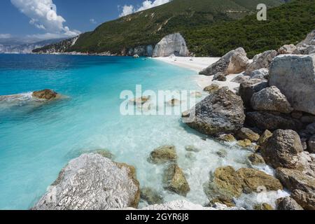 Abgelegener und versteckter Fteri-Strand auf der Insel Kefalonia, Griechenland, Europa Stockfoto