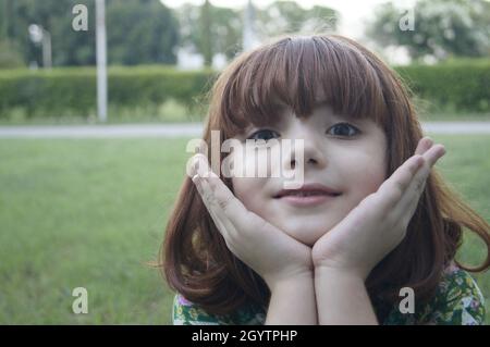 Nette kleine pakistanische Mädchen Stockfoto