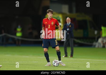 Sevilla, Spanien. Okt. 2021. Juan Miranda (ESP) Fußball/Fußball : UEFA U-21 Meisterschaft Qualifikationsrunde Spiel zwischen U21 Spanien 3-2 U21 Slowakei im Estadio La Cartuja de Sevilla in Sevilla, Spanien . Quelle: Mutsu Kawamori/AFLO/Alamy Live News Stockfoto