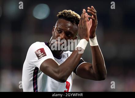 Der englische Tammy Abraham applaudiert beim FIFA-WM-Qualifikationsspiel im Estadi Nacional, Andorra. Bilddatum: Samstag, 9. Oktober 2021. Stockfoto