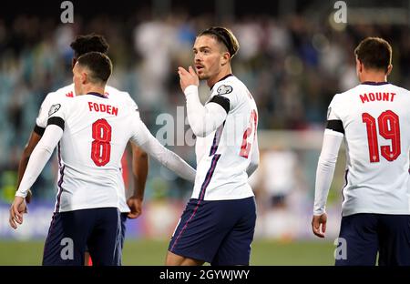 Der englische Jack Grealish feiert das fünfte Tor seiner Spielmannschaft während des FIFA-WM-Qualifikationsspiels im Estadi Nacional, Andorra. Bilddatum: Samstag, 9. Oktober 2021. Stockfoto