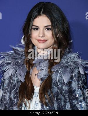 Hollywood, Usa. Oktober 2021. (FILE) Selena Gomez und Chris Evans Dating Rumours. HOLLYWOOD, LOS ANGELES, KALIFORNIEN, USA - 07. NOVEMBER: Die Sängerin Selena Gomez kommt zur Weltpremiere von Disneys 'Frozen 2', die am 7. November 2019 im Dolby Theater in Hollywood, Los Angeles, Kalifornien, USA, stattfand. (Foto: Xavier Collin/Image Press Agency/Sipa USA) Quelle: SIPA USA/Alamy Live News Stockfoto