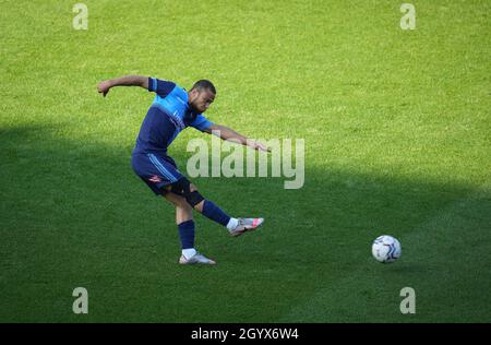 High Wycombe, Großbritannien. Oktober 2021. Curtis Thompson von Wycombe Wanderers während des Sky Bet League 1-Spiels zwischen Wycombe Wanderers und Gillingham am 9. Oktober 2021 im Adams Park, High Wycombe, England. Foto von Andy Rowland. Quelle: Prime Media Images/Alamy Live News Stockfoto