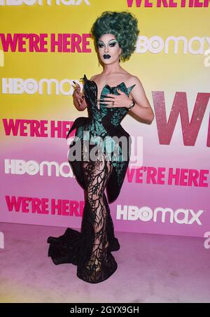 CULVER CITY, CA – 08. OKTOBER: Domino nimmt an der Los Angeles Premiere der Saison 2 der unscripted Series „WE'RE HERE“ von HBO in den Sony Pictures Studios Teil Stockfoto