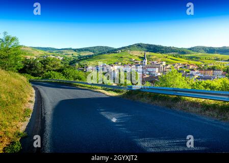 Le Perreon et les lueurs matinales, Le Beaujolais Stockfoto