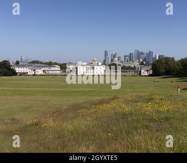 Das Queen’s House und das National Maritime Museum vom Greenwich Park Stockfoto