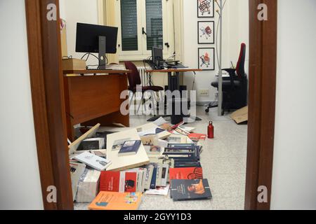 Rom, Italien. Oktober 2021. Schäden im Hauptquartier der CGIL Quelle: Independent Photo Agency/Alamy Live News Stockfoto