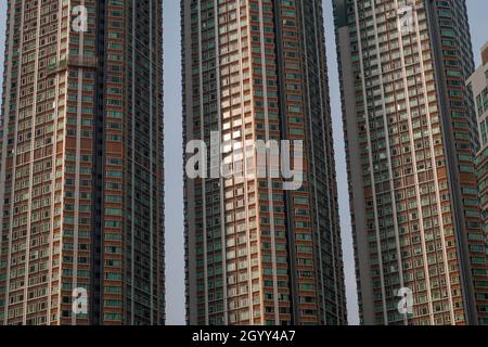 Detail von Sorrento 3, 5 und 6, Hochhaus Wohnhäuser, Union Square, West Kowloon, Hong Kong Stockfoto