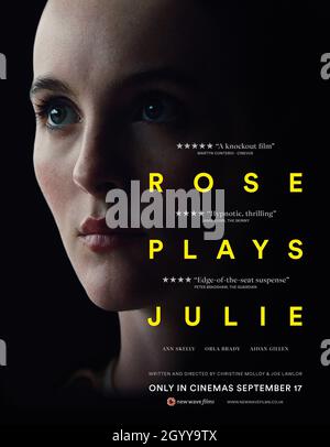 ANN SKELLY in ROSE SPIELT JULIE (2019), Regie: JOE LAWLOR und CHRISTINE MOLLOY. Bild: SAMSON FILMS / Album Stockfoto